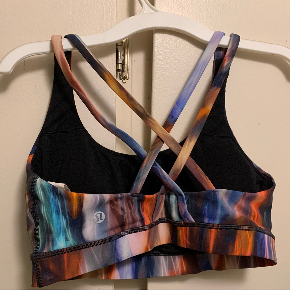 lululemon athletica Women's Vibrant Strappy Sports Bra